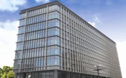 南国殖産株式会社